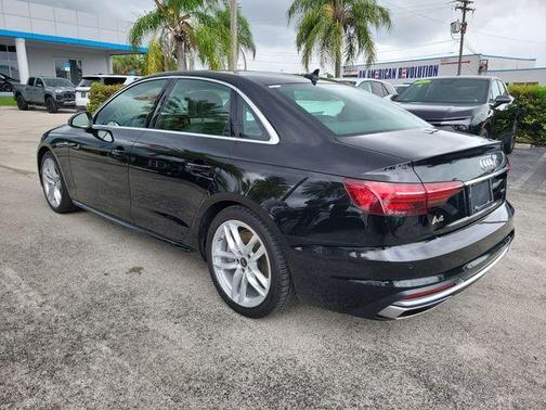 Mythos Black Metallic 2024 Audi A4 45 S line quattro Premium