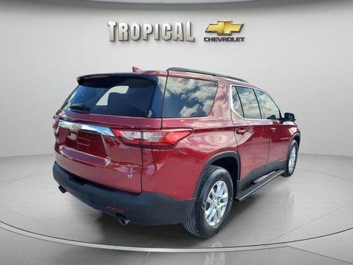 Cajun Red Tintcoat 2021 Chevrolet Traverse LT Cloth