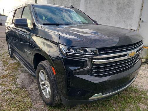 Black 2024 Chevrolet Suburban LT