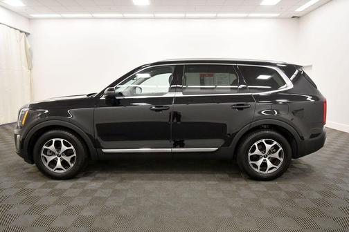 Ebony Black 2022 Kia Telluride EX