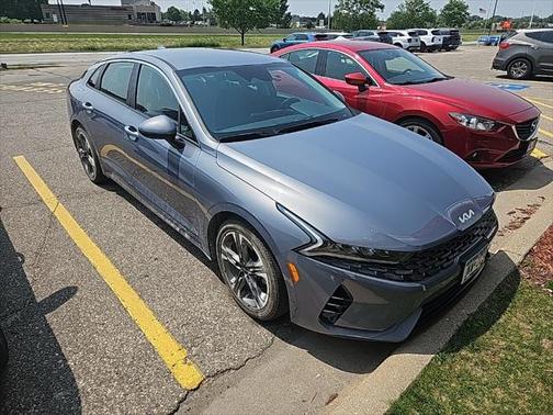 2022 Kia K5 LXS