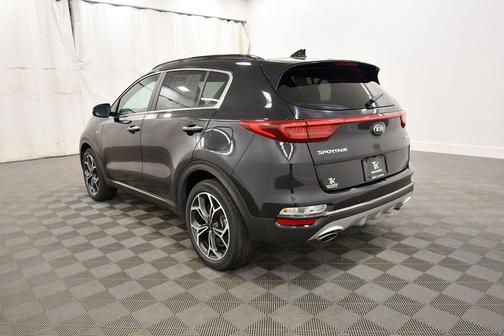 Black Cherry 2021 Kia Sportage SX Turbo