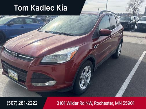 Ruby Red Tinted Clearcoat 2014 Ford Escape SE