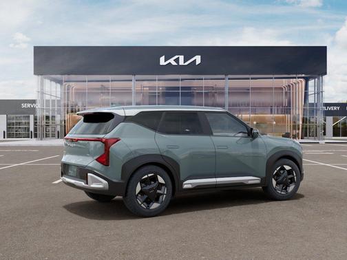 Iceberg Green 2027 Kia Seltos S
