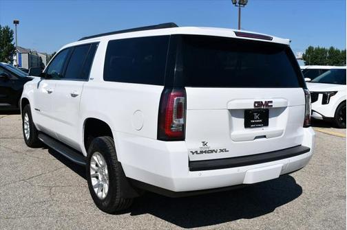 2017 GMC Yukon XL SLT