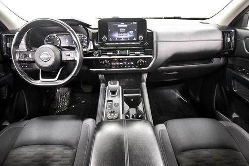 Pearl White Tricoat 2022 Nissan Pathfinder SV 4WD