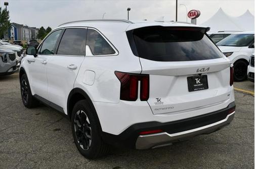 2025 Kia Sorento S