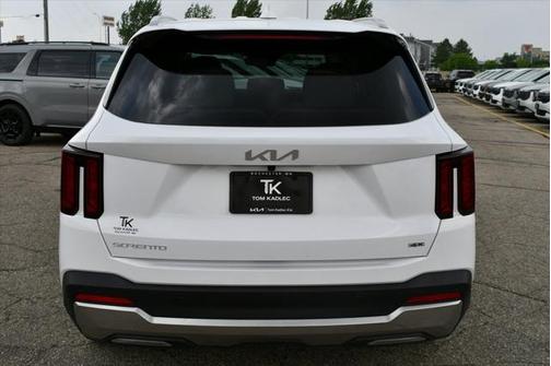 2025 Kia Sorento S