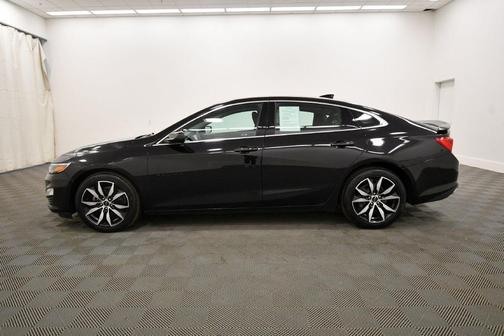 Mosaic Black Metallic 2021 Chevrolet Malibu FWD RS