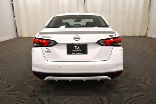 Aspen White Tricoat 2025 Nissan Versa 1.6 S