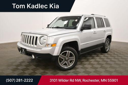 Bright Silver Metallic Clearcoat 2012 Jeep Patriot Latitude
