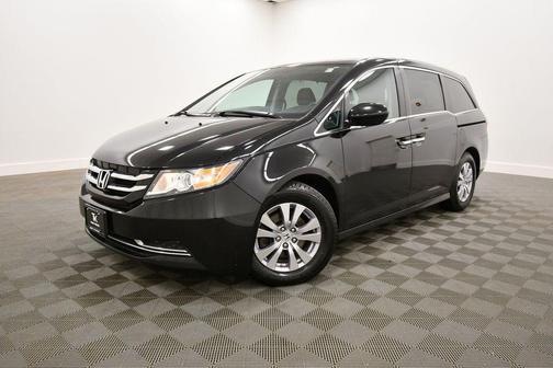 Crystal Black Pearl 2016 Honda Odyssey SE