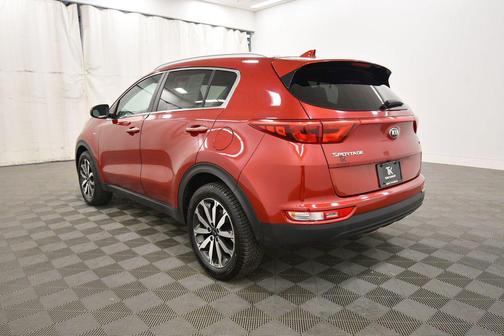 Hyper Red 2017 Kia Sportage EX