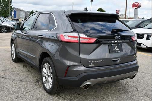 2022 Ford Edge Titanium