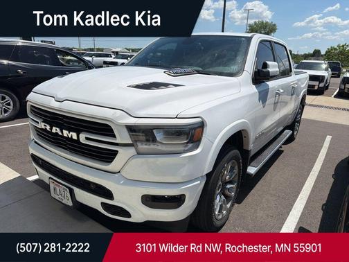 Bright White Clearcoat 2020 RAM 1500 Laramie