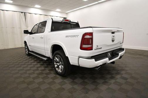 Bright White Clearcoat 2020 RAM 1500 Laramie
