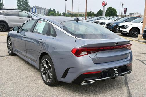 Everlasting Silver 2021 Kia K5 EX