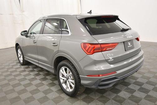 2025 Audi Q3 Premium 45 TFSI S line quattro Tiptronic