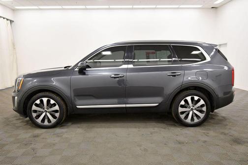 Gravity Grey 2021 Kia Telluride S