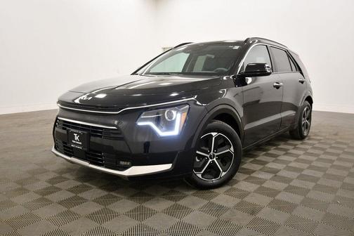 2025 Kia Niro SX