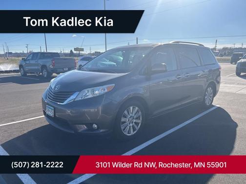 2014 Toyota Sienna XLE
