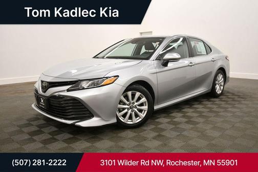 Celestial Silver Metallic 2019 Toyota Camry LE