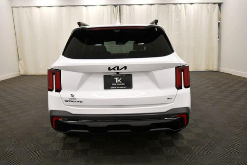 Glacial White Pearl 2026 Kia Sorento SX
