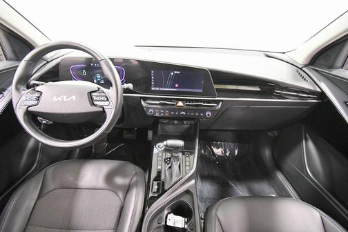 2023 Kia Niro EX