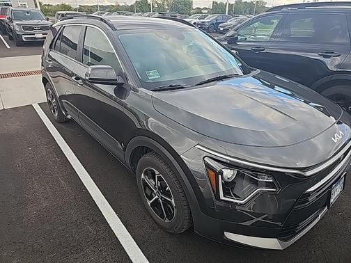 2023 Kia Niro EX