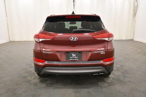Ruby Wine 2016 Hyundai TUCSON Limited