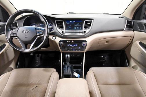 Ruby Wine 2016 Hyundai TUCSON Limited
