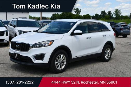 2017 Kia Sorento LX