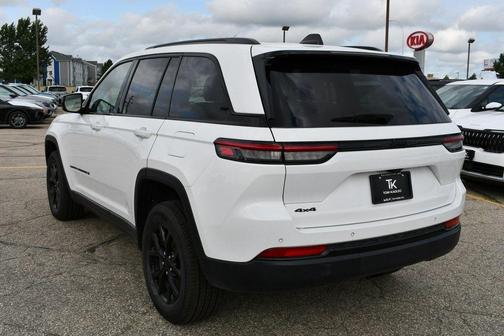 2024 Jeep Grand Cherokee Altitude