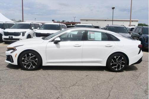 2025 Kia K5 EX