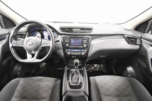 2017 Nissan Rogue Sport SV