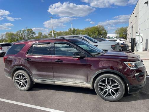 Burgundy Velvet Metallic Tinted Clearcoat 2018 Ford Explorer Sport