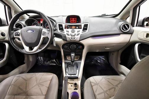 2013 Ford Fiesta SE
