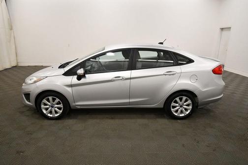 2013 Ford Fiesta SE