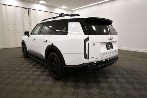 Glacial White Pearl 2027 Kia Telluride Hybrid X-Line SX-Prestige