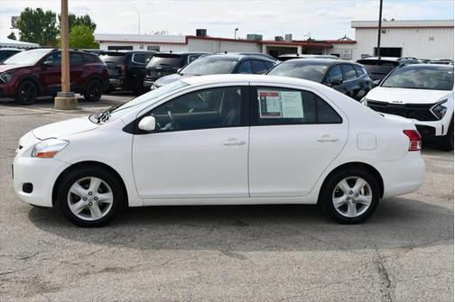 2008 Toyota Yaris Base