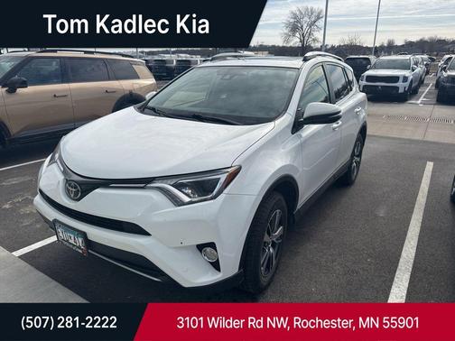 2017 Toyota RAV4 XLE