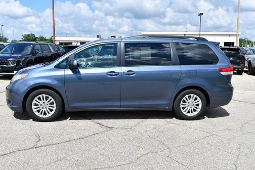 2014 Toyota Sienna XLE