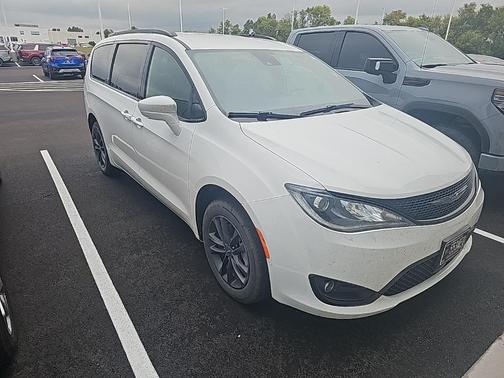 2020 Chrysler Pacifica L
