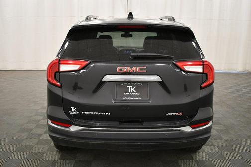 2024 GMC Terrain AWD AT4
