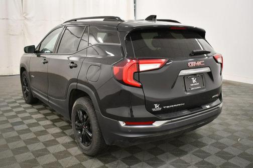 2024 GMC Terrain AWD AT4