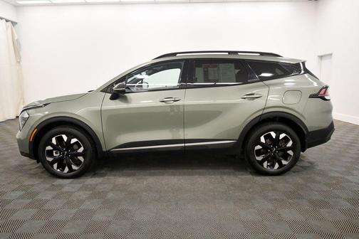 Jungle Green 2023 Kia Sportage X-Line