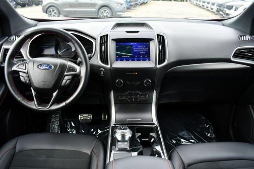 2020 Ford Edge ST