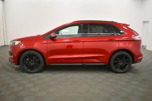 2020 Ford Edge ST