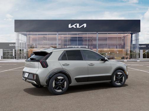 Ivory Silver 2027 Kia Niro Touring