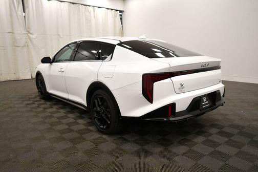 Snow White Pearl 2025 Kia K4 GT-Line Turbo